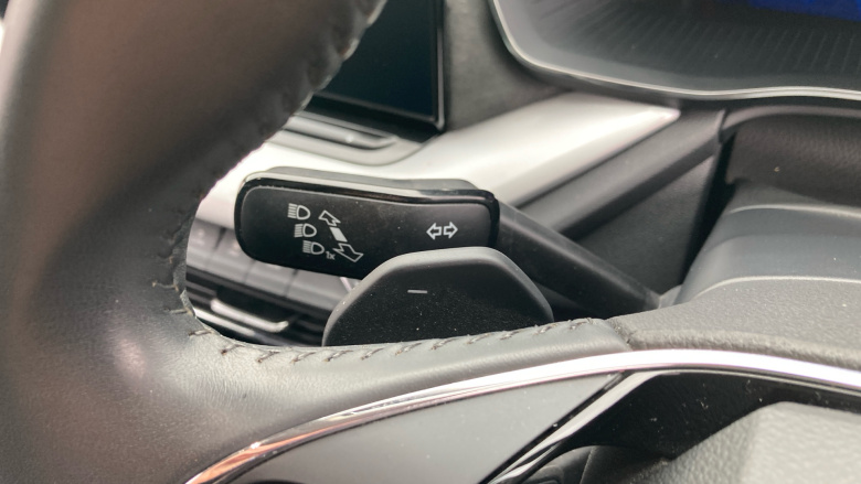 Skoda Octavia 1.4 TSI iV SE L DSG 5dr Hatchback